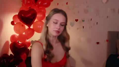 Ella online show from 02/14/25, 07:33