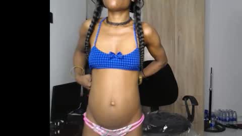 ella online show from 02/25/26, 04:44