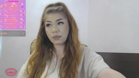 Snapshot of ellabelle_ chatting on 05/28/26, 05:27 Ella online show from 05/28/26, 05:27