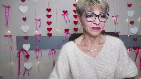 EllaBonito online show from 02/10/25, 06:20