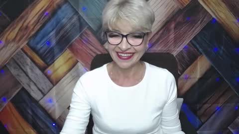 EllaBonito online show from 09/12/25, 05:29