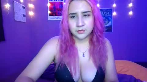 Snapshot of ellafrannz chatting on 05/07/26, 03:12 Ella Frannz online show from 05/07/26, 03:12