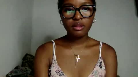 ellah245 online show from 03/23/26, 08:46