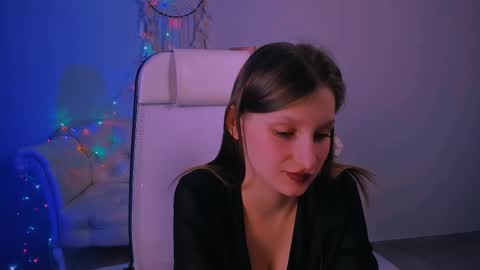 Snapshot of ellahorton chatting on 02/20/25, 06:57 Ella online show from 02/20/25, 06:57
