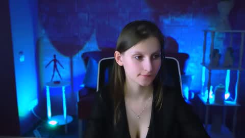 Snapshot of ellahorton chatting on 02/21/25, 12:28 Ella online show from 02/21/25, 12:28