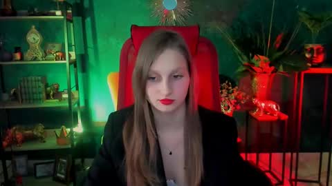 Snapshot of ellahorton chatting on 02/28/25, 03:37 Ella online show from 02/28/25, 03:37