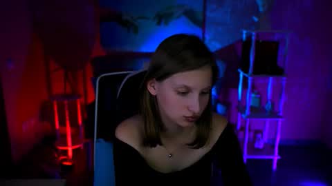 Snapshot of ellahorton chatting on 09/23/25, 05:27 Ella online show from 09/23/25, 05:27