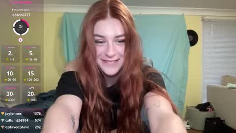Snapshot of ellajadeexx chatting on 07/30/26, 07:18 ellaaaa online show from 07/30/26, 07:18