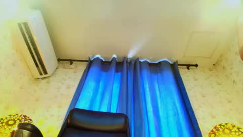 ellajanes online show from 09/09/25, 05:34