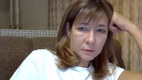 Snapshot of ellajohnsonx chatting on 12/01/24, 04:29 ellajohnsonx online show from 12/01/24, 04:29