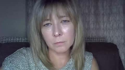Snapshot of ellajohnsonx chatting on 09/21/25, 05:14 ellajohnsonx online show from 09/21/25, 05:14