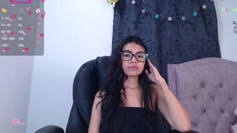 Ella Amoneth online show from 01/09/25, 08:03