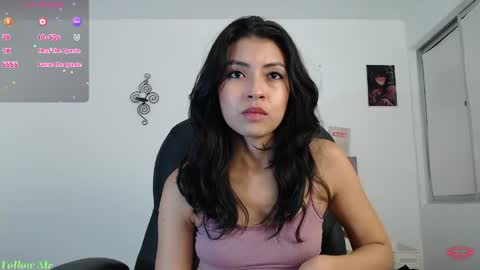 Snapshot of ellajonz chatting on 05/31/26, 05:26 Ella Amoneth online show from 05/31/26, 05:26