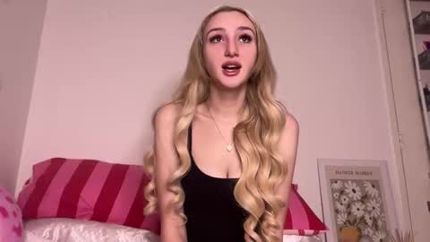 ellamcdaniel online show from 05/02/26, 04:50