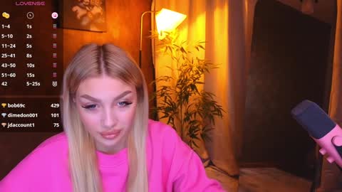 ellamilla online show from 01/13/25, 08:37