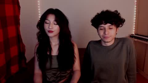 Snapshot of ellancain chatting on 02/05/25, 10:33 Ella and Cain online show from 02/05/25, 10:33