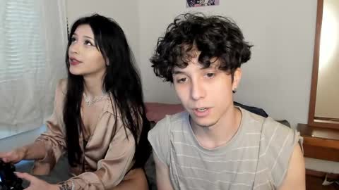 Ella and Cain online show from 04/29/26, 05:30