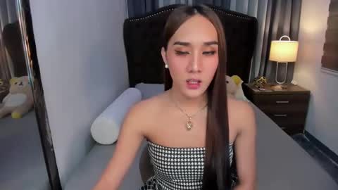 Snapshot of ellats_18 chatting on 02/18/25, 09:20 Sophia online show from 02/18/25, 09:20