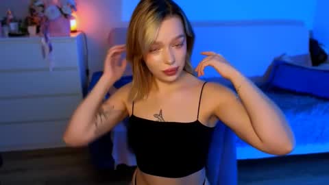 Ella online show from 11/14/25, 05:28