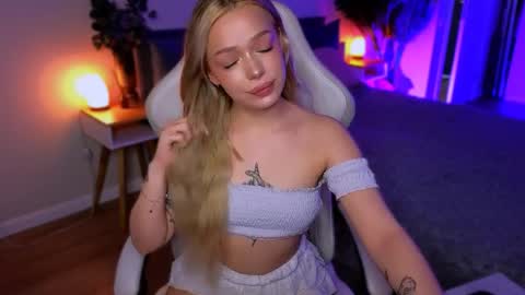 Ella online show from 04/02/26, 06:00