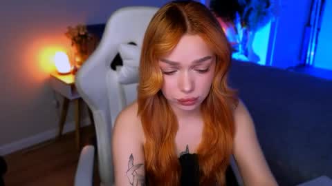 Snapshot of ellatwox chatting on 05/10/26, 05:45 Ella online show from 05/10/26, 05:45