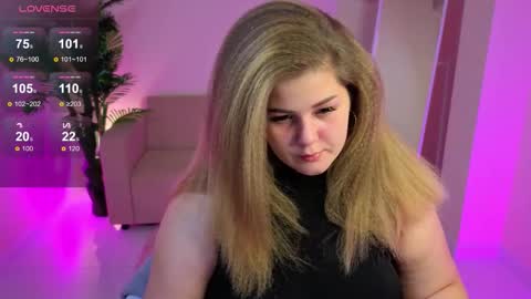 Scarlet online show from 11/24/25, 10:53