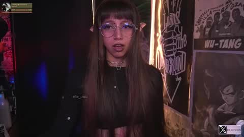 Snapshot of elle_uwu chatting on 11/06/25, 07:26 follow me on instagram . online show from 11/06/25, 07:26