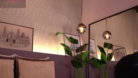 Elle Diane online show from 09/24/25, 10:13