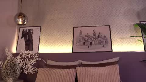 Snapshot of ellediane chatting on 07/17/26, 10:03 Elle Diane online show from 07/17/26, 10:03