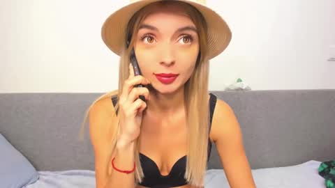 ellen_flow online show from 02/21/25, 09:22