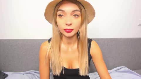 ellen_flow online show from 02/23/25, 11:04