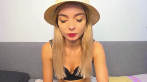 ellen_flow online show from 03/02/25, 07:34