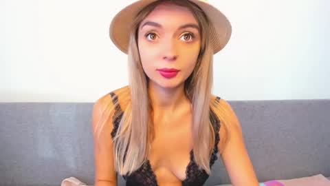 ellen_flow online show from 03/09/25, 11:47