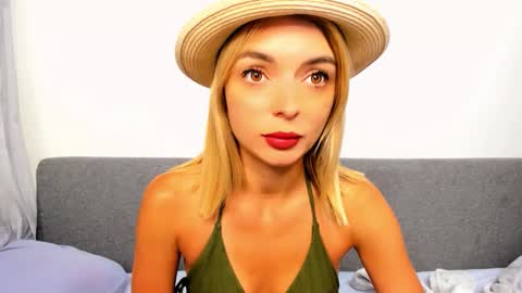 ellen_flow online show from 09/16/25, 07:15