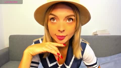 ellen_flow online show from 10/10/25, 09:47