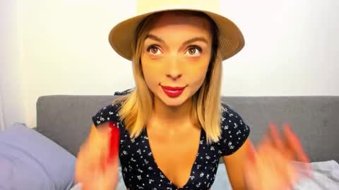 ellen_flow online show from 10/14/25, 09:59