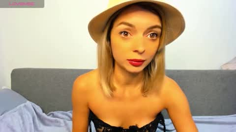 ellen_flow online show from 10/15/25, 09:48