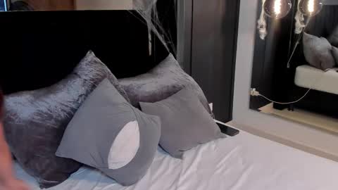 Ellen  online show from 11/02/25, 09:22