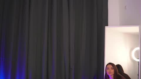 EllenKarter online show from 12/03/25, 04:31