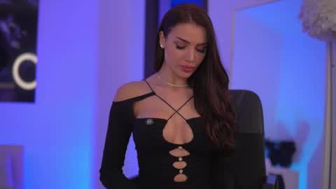 EllenKarter online show from 02/02/26, 04:44