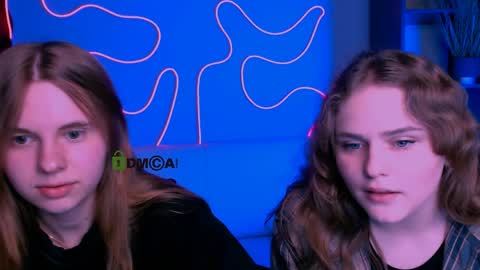 Snapshot of elli_ashley chatting on 04/07/26, 01:55 Ashley online show from 04/07/26, 01:55