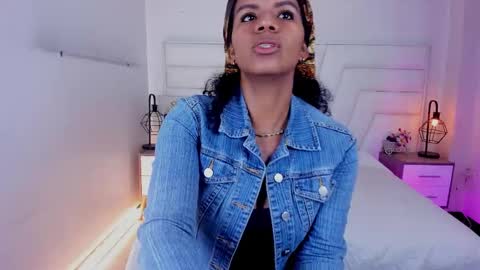  Ellie   online show from 02/26/25, 12:25