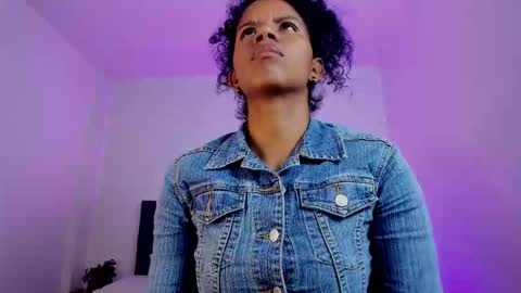  Ellie   online show from 11/06/25, 12:28