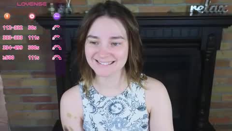 Snapshot of ellie_babyy chatting on 05/30/26, 08:22 Ellie online show from 05/30/26, 08:22
