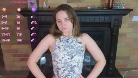 Snapshot of ellie_babyy chatting on 07/09/26, 08:40 Ellie online show from 07/09/26, 08:40