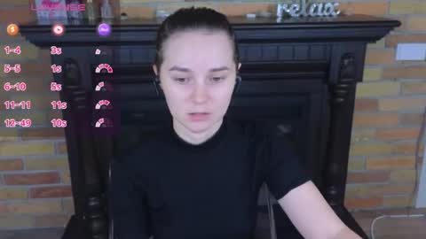 Snapshot of ellie_babyy chatting on 08/03/26, 09:04 Ellie online show from 08/03/26, 09:04