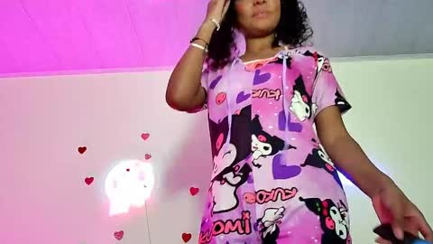 ellie_cute7 online show from 06/01/26, 07:37