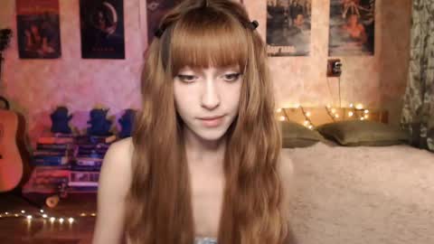Snapshot of ellie_friendly chatting on 12/06/24, 11:47 ellie_friendly online show from 12/06/24, 11:47