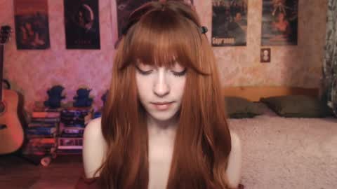 Snapshot of ellie_friendly chatting on 09/15/25, 01:11 ellie_friendly online show from 09/15/25, 01:11