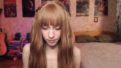 ellie_friendly online show from 12/05/25, 01:31